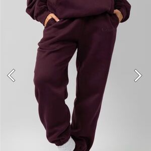 Comfrt Minimalist Sweatpants